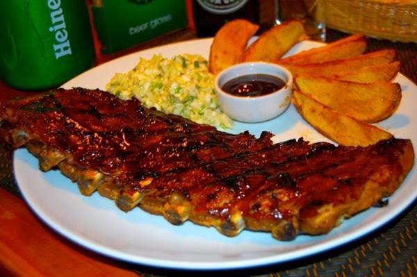 Costelinha com barbecue